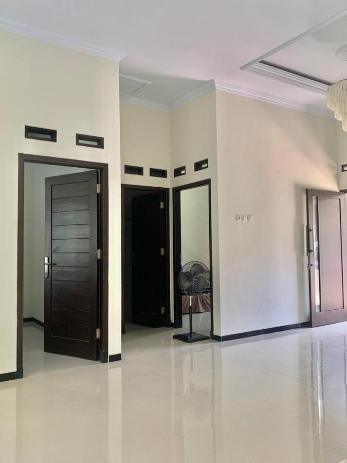 Guest House / Homestay Bukit Mutiara Residence Ngingas Exterior photo